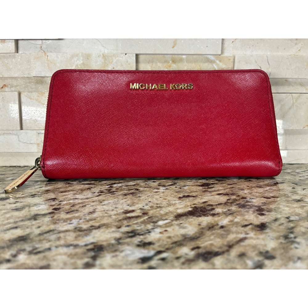 Michael Kors Red Saffiano Leather Jet Set Zip Around Continental Wallet Gold HW
